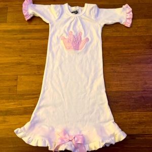 Mud Pie gown. Excellent condition.Size 0-6m.
